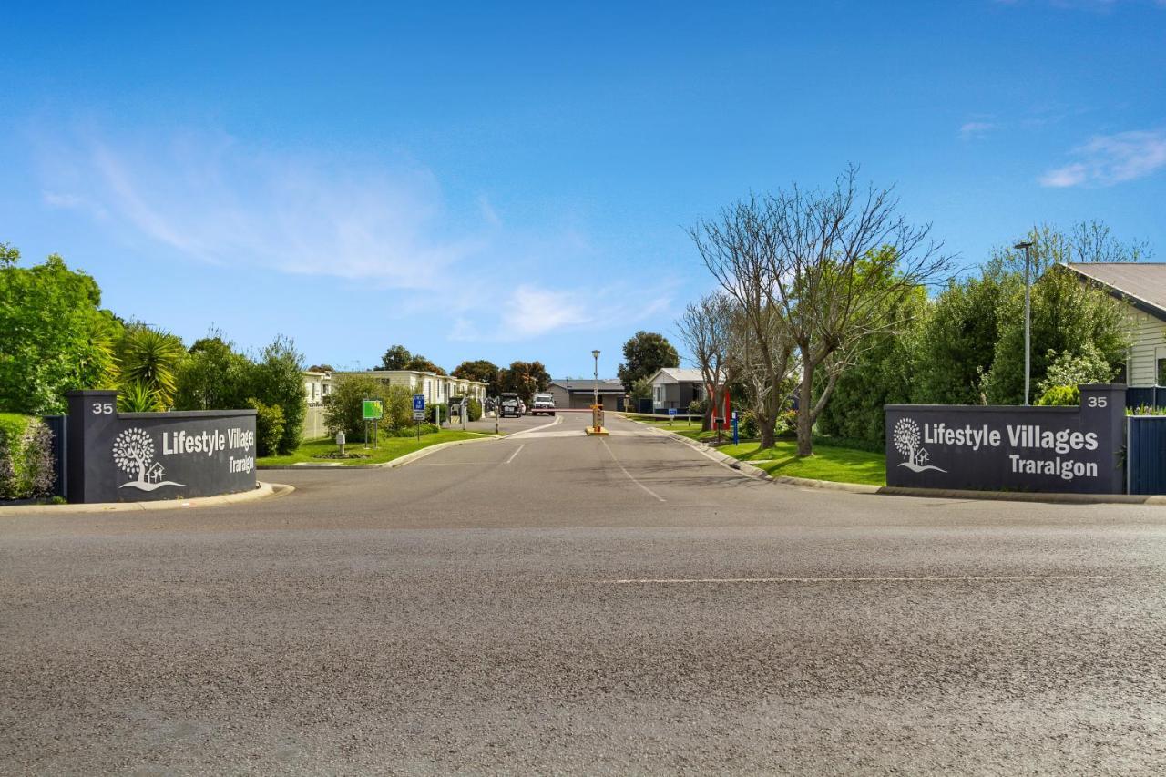 Traralgon Lifestyle Village ภายนอก รูปภาพ
